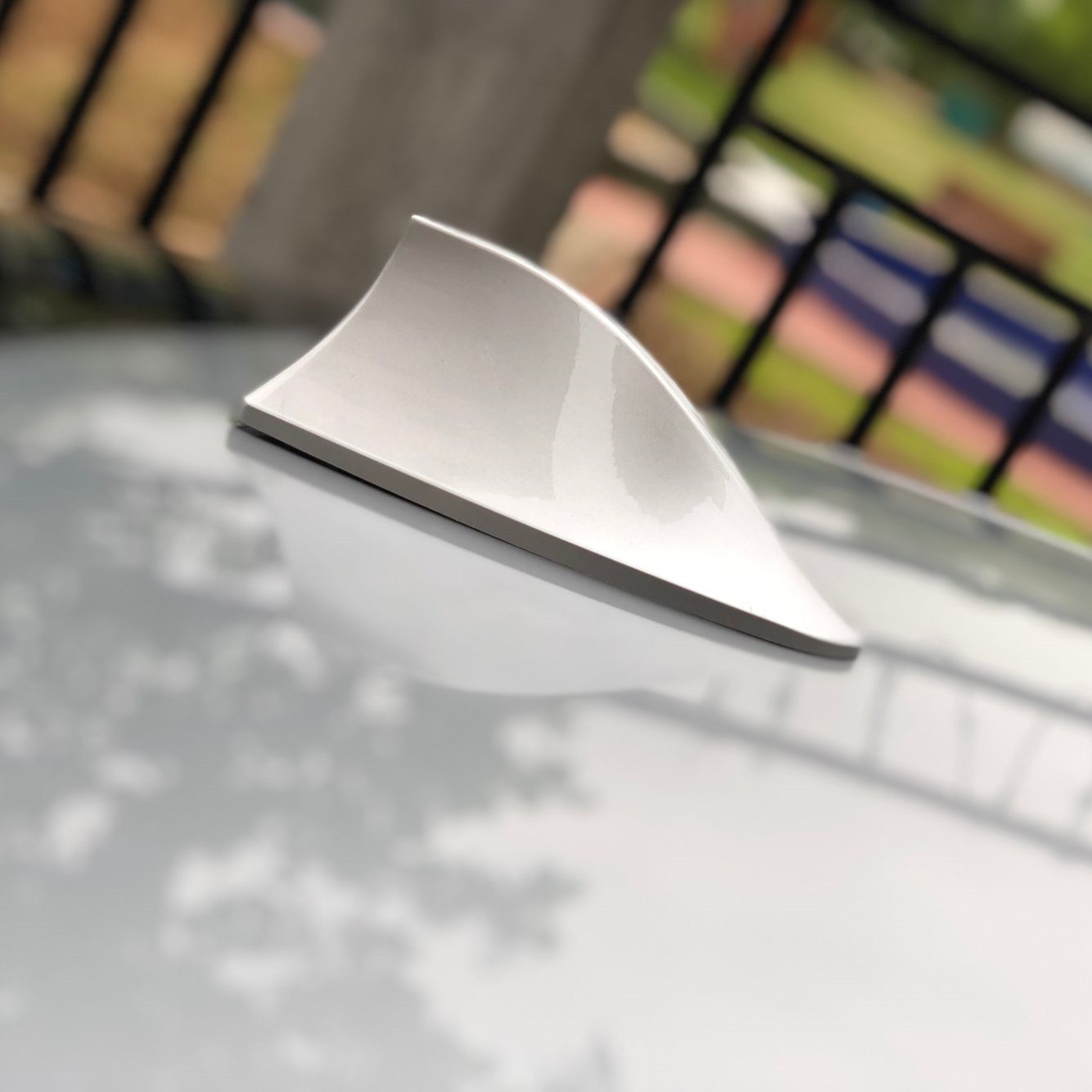 Saturn-Astra.jpg AVX-AK322B Antena auto activa AM - FM tip "SHARK TAIL" culoare SILVER