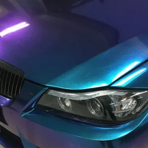 AVX-KX10176 Folie auto Cameleon Albastru/Violet pentru colantare integrala, Termoplastica, cu tehnologie "BUBBLE FREE", finisaj Lucios, dimensiune 3,0m x 1,52m